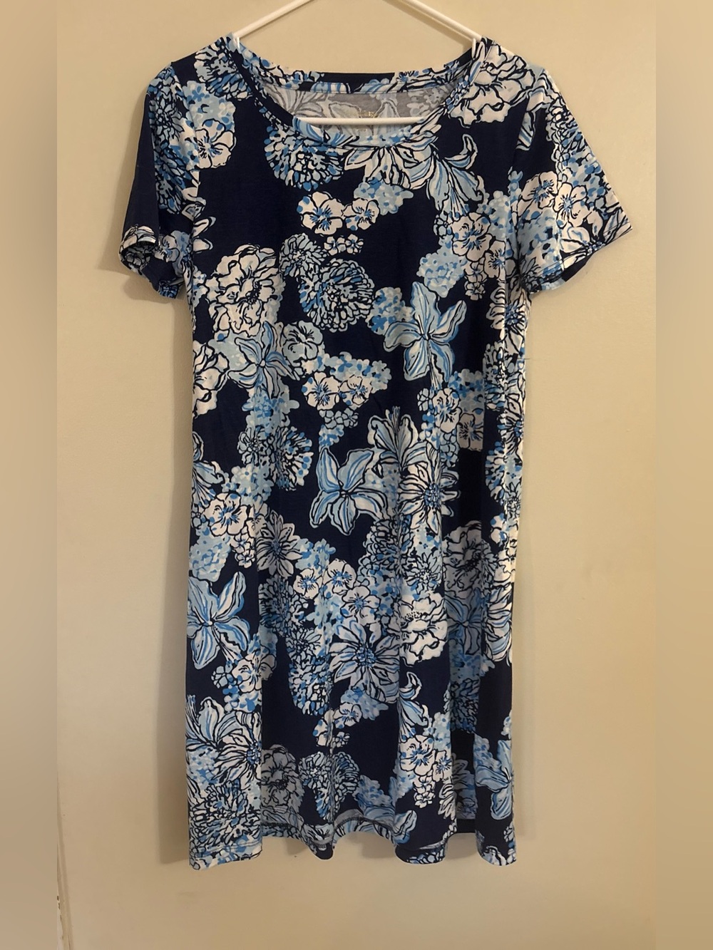 Lilly Pulitzer Tee Shirt Dress Small